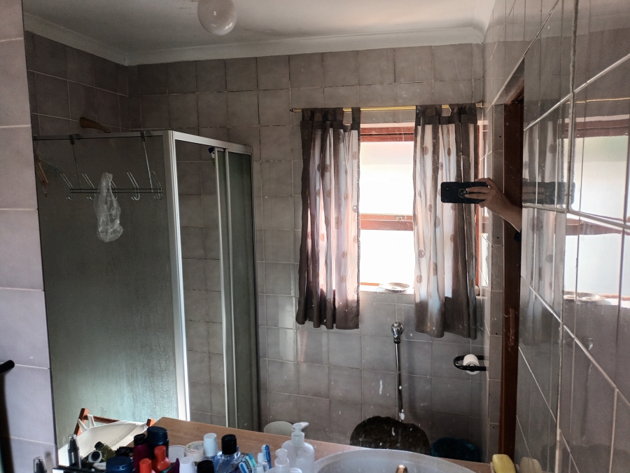 1 Bedroom Property for Sale in Charleston Hill Western Cape